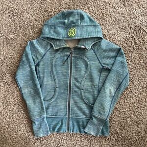 Lululemon Scuba Hoodie Full-Zip Heathered Blue/Green Stripe fleece lined size 6